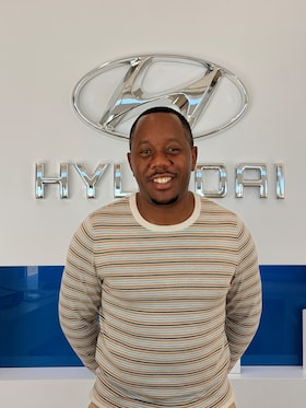 Staff member Terrican Ellis from ID_b8eca5261265