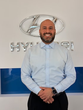 Staff member Marcos Pacheco from ID_b8eca5261265