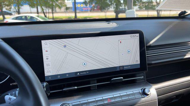 2025 Hyundai Kona SEL Convenience - Photo 27