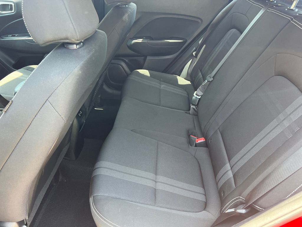 2024 Hyundai Venue SEL - Photo 15