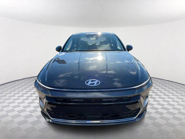 2025 Hyundai Sonata SEL Convenience photo 2