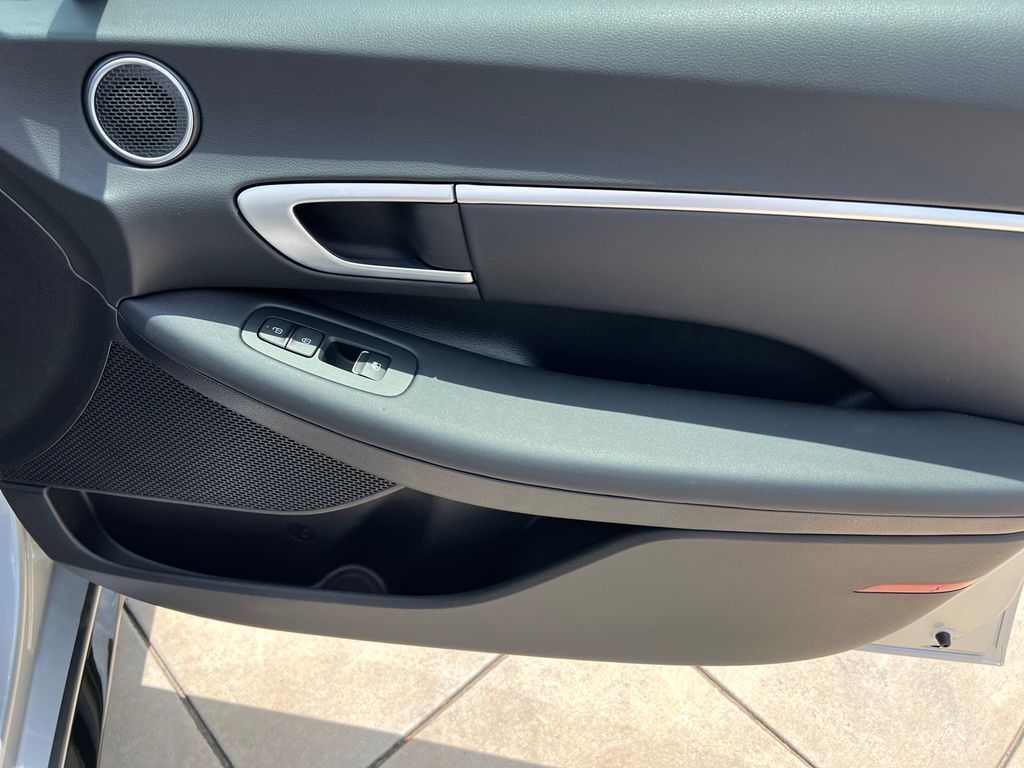 2026 Hyundai Sonata SEL - Photo 6