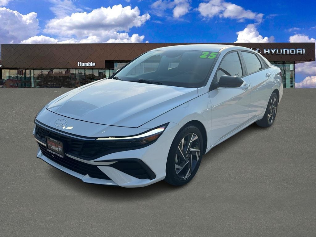 Certified 2025 Hyundai Elantra SEL Sport Sedan