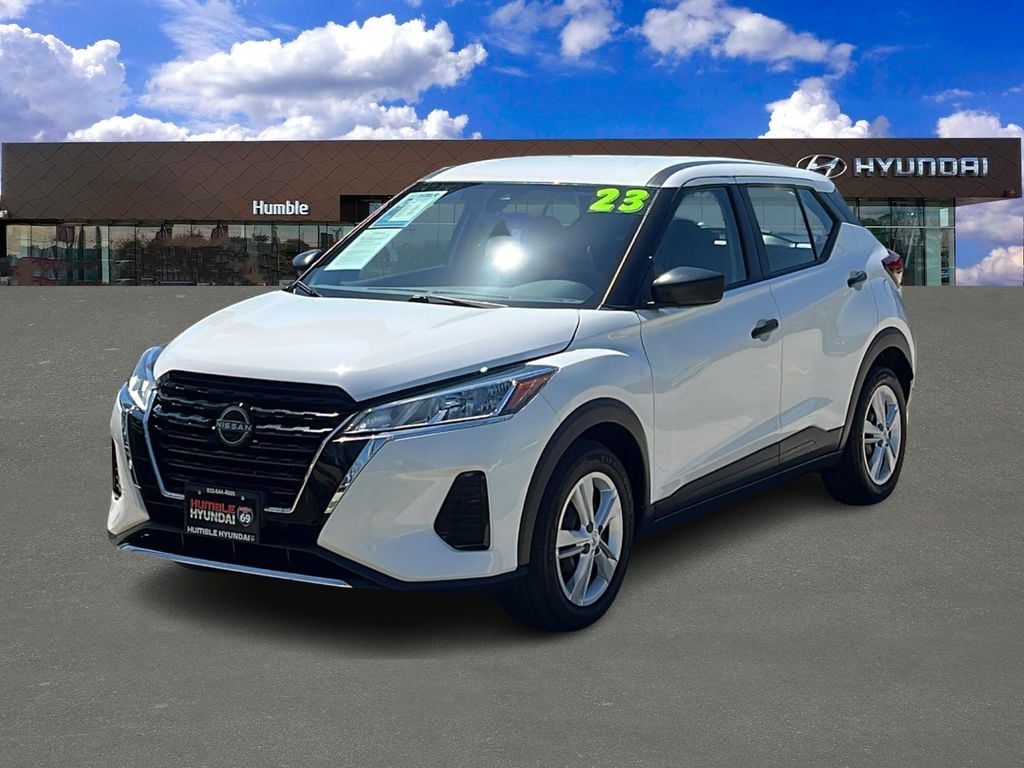 2023 Nissan Kicks S