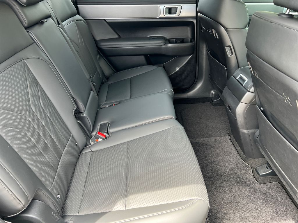 2025 Hyundai Santa Fe SEL - Photo 10