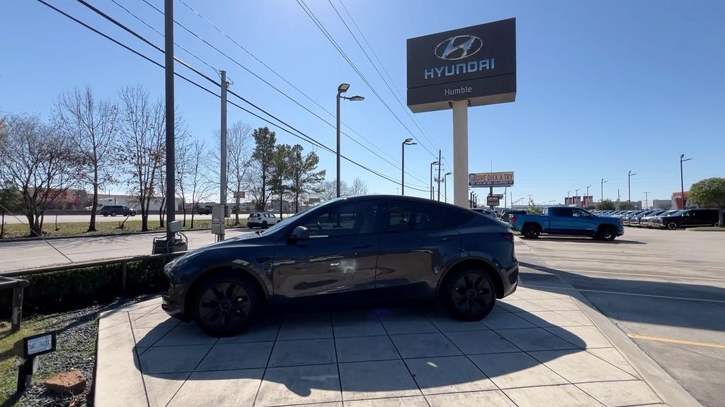 Used 2024 Tesla Model Y Long Range SUV