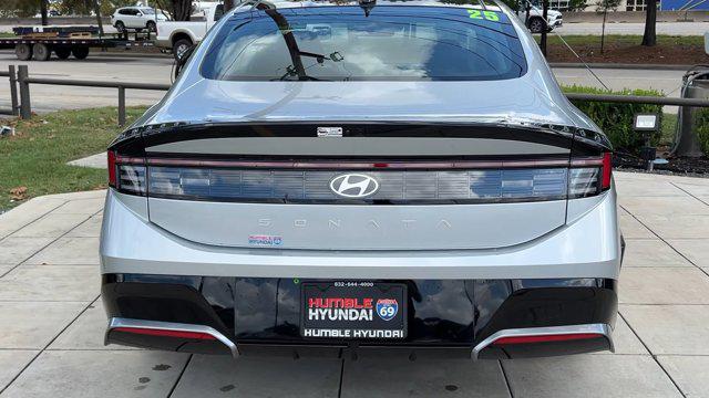 2025 Hyundai Sonata SEL - Photo 18