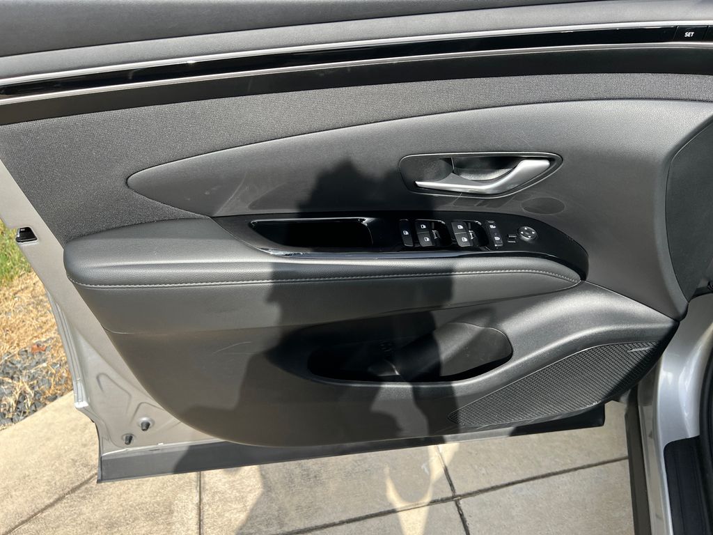 2023 Hyundai Tucson Limited - Photo 16