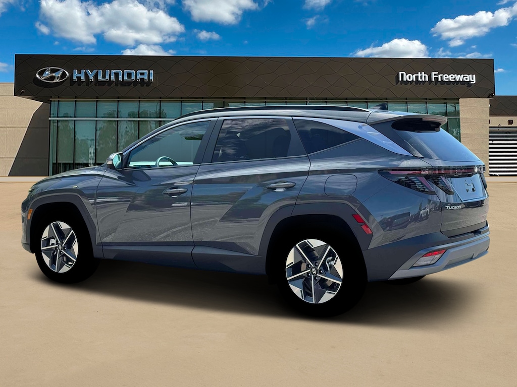 New 2026 Hyundai Tucson SEL Premium FWD SUV