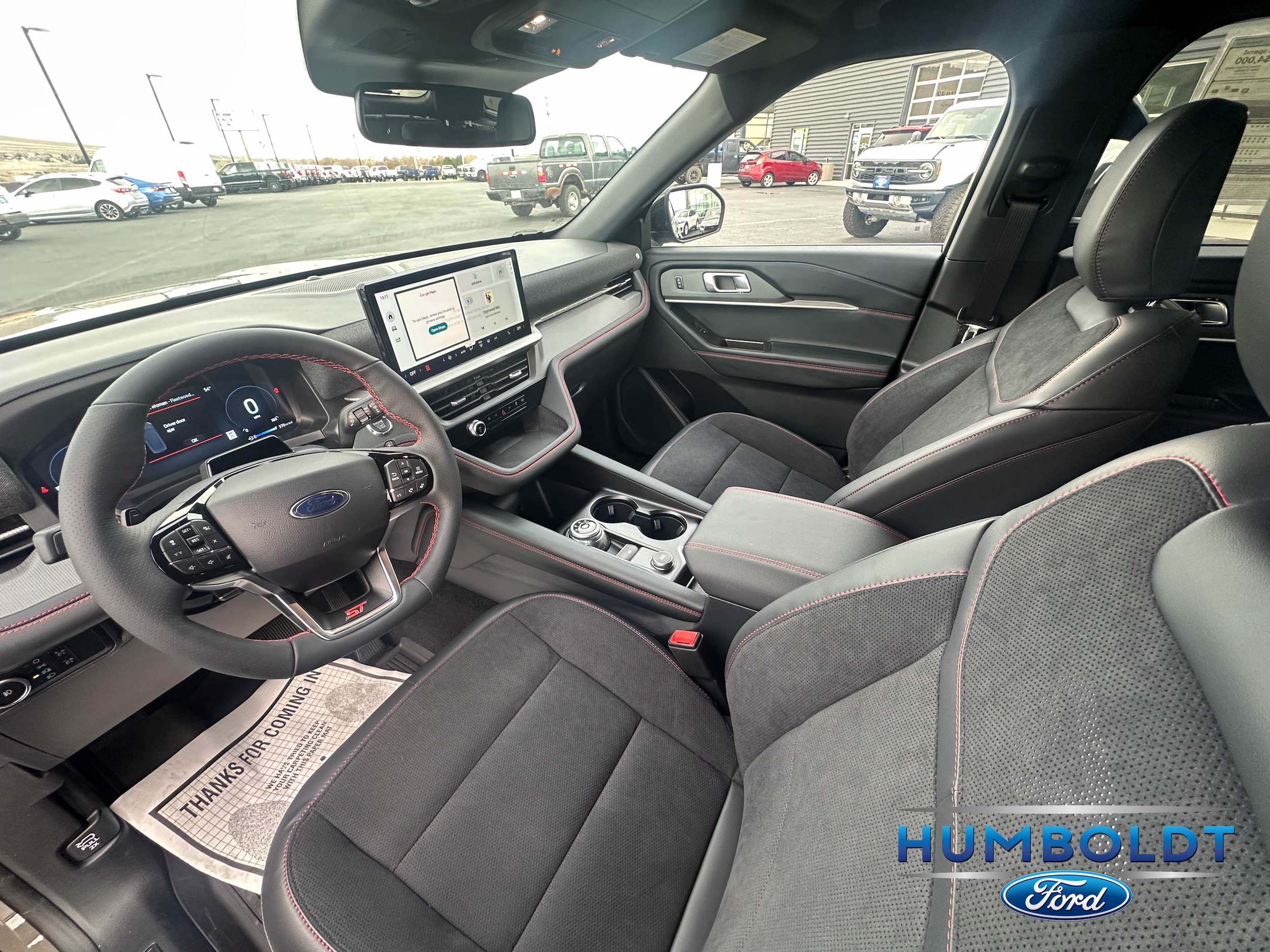 2026 Ford Explorer ST - Photo 13