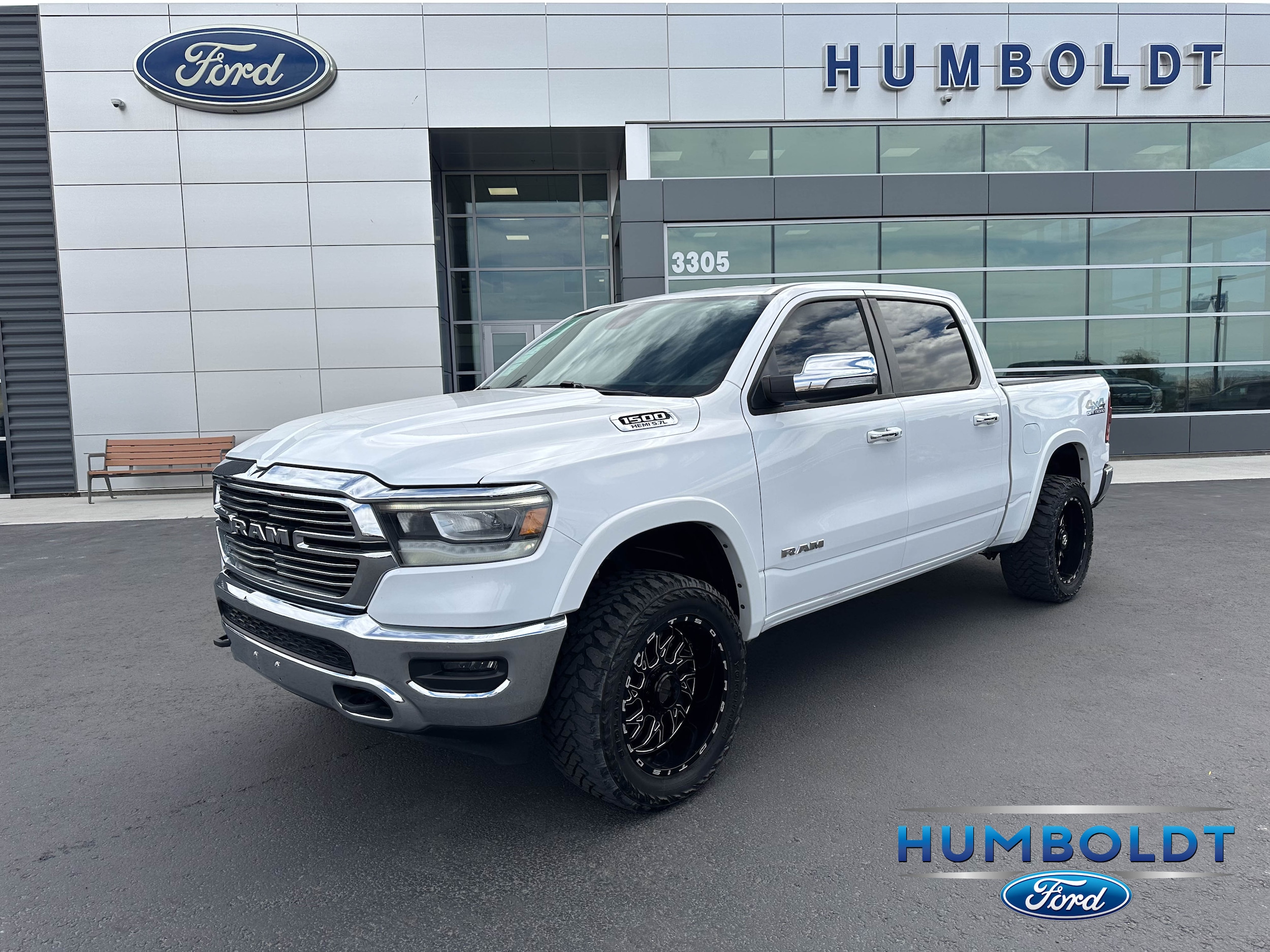 2020 RAM 1500 Pickup Laramie