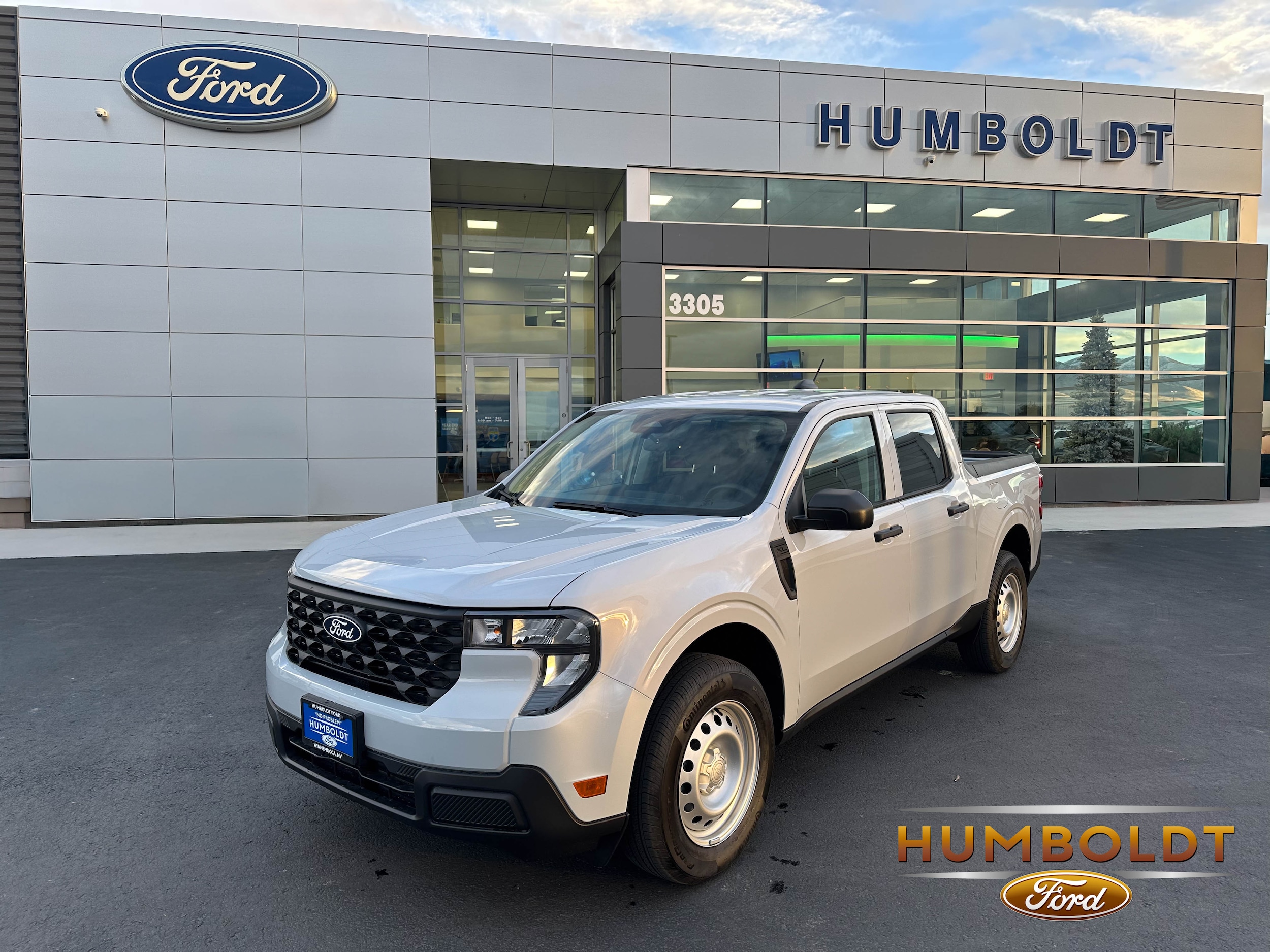 2025 Ford Maverick XL's photo