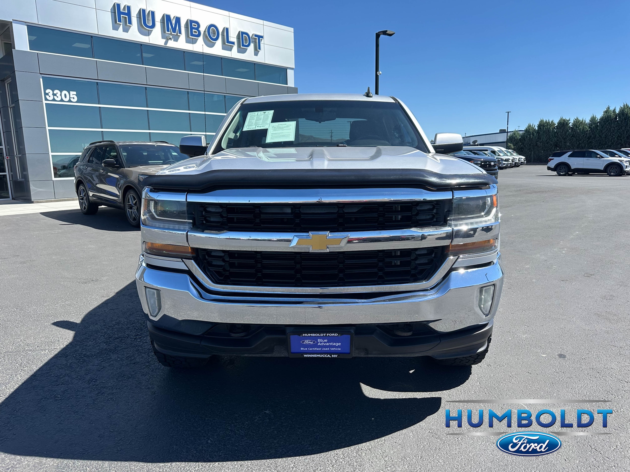 Used 2016 Chevrolet Silverado 1500 LT with VIN 1GCUKREC0GF236836 for sale in Winnemucca, NV