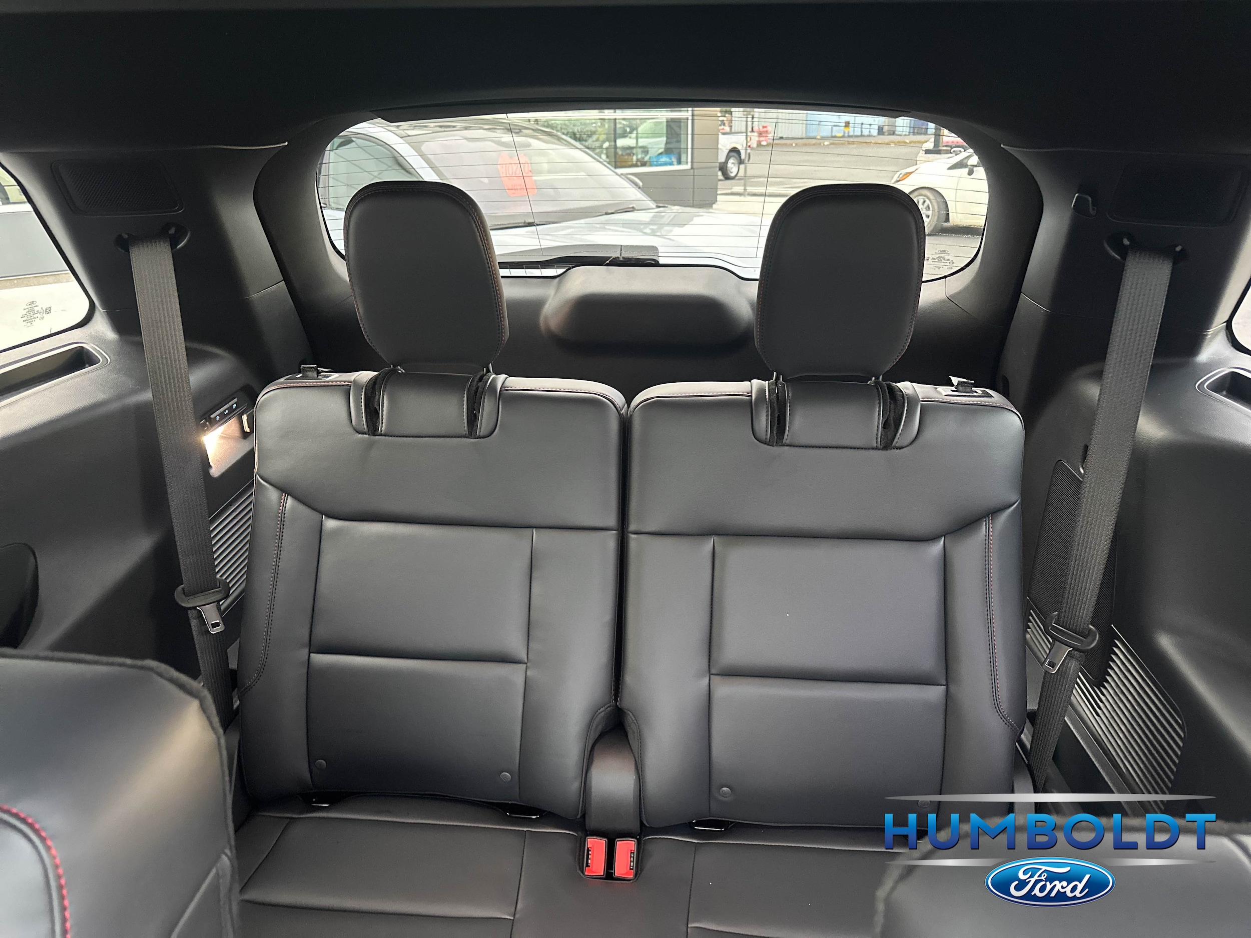 2026 Ford Explorer ST - Photo 31