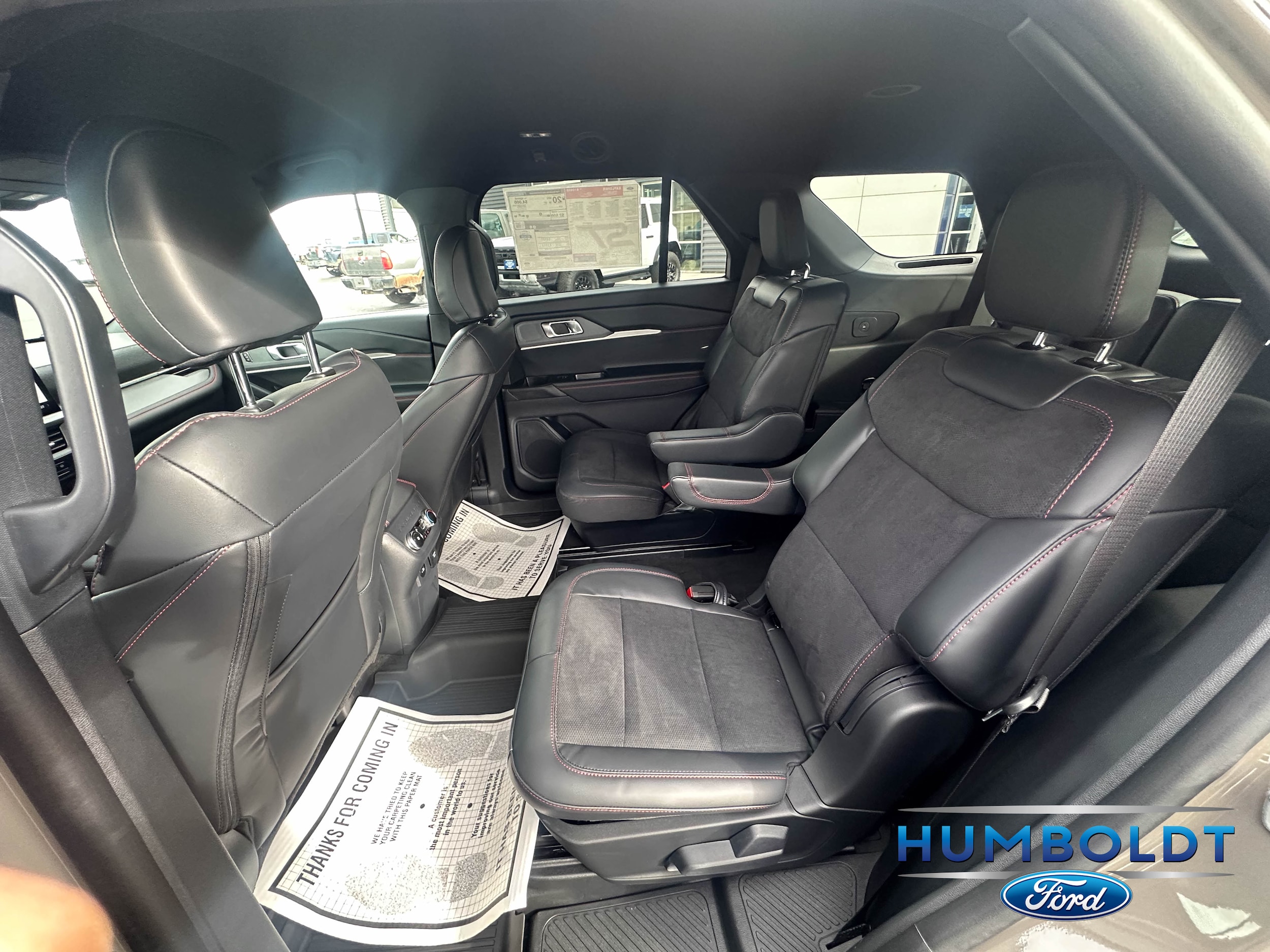 2026 Ford Explorer ST - Photo 21