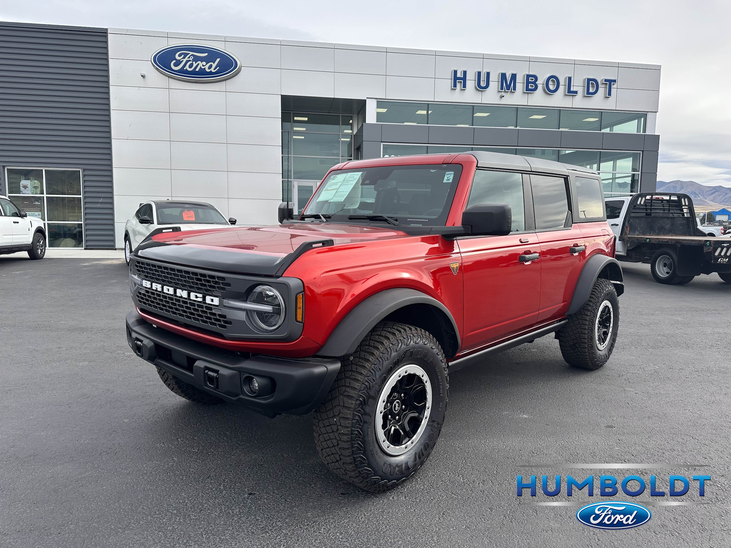 2023 Ford Bronco 4-Door Badlands's photo