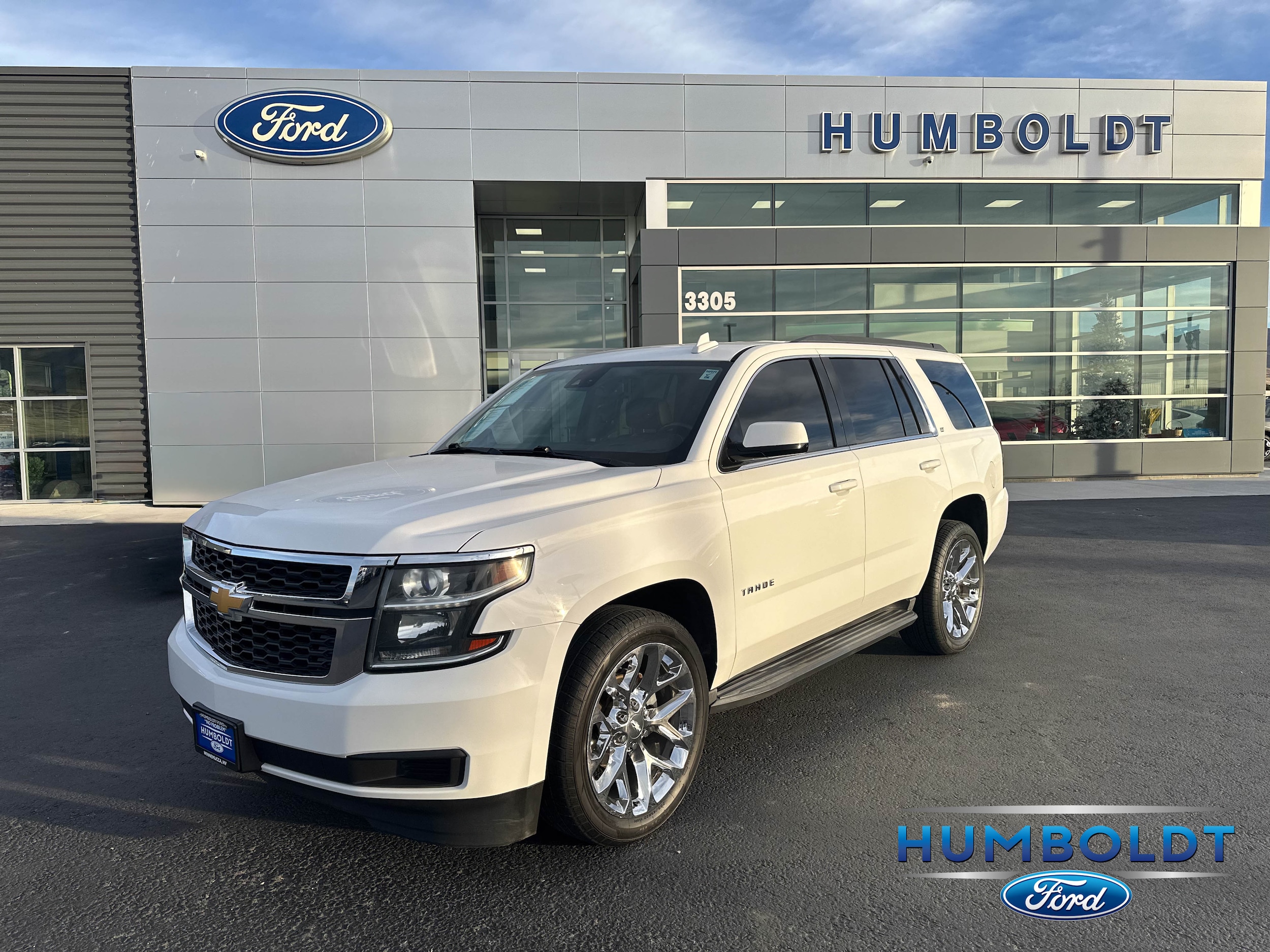 2016 Chevrolet Tahoe LT's photo