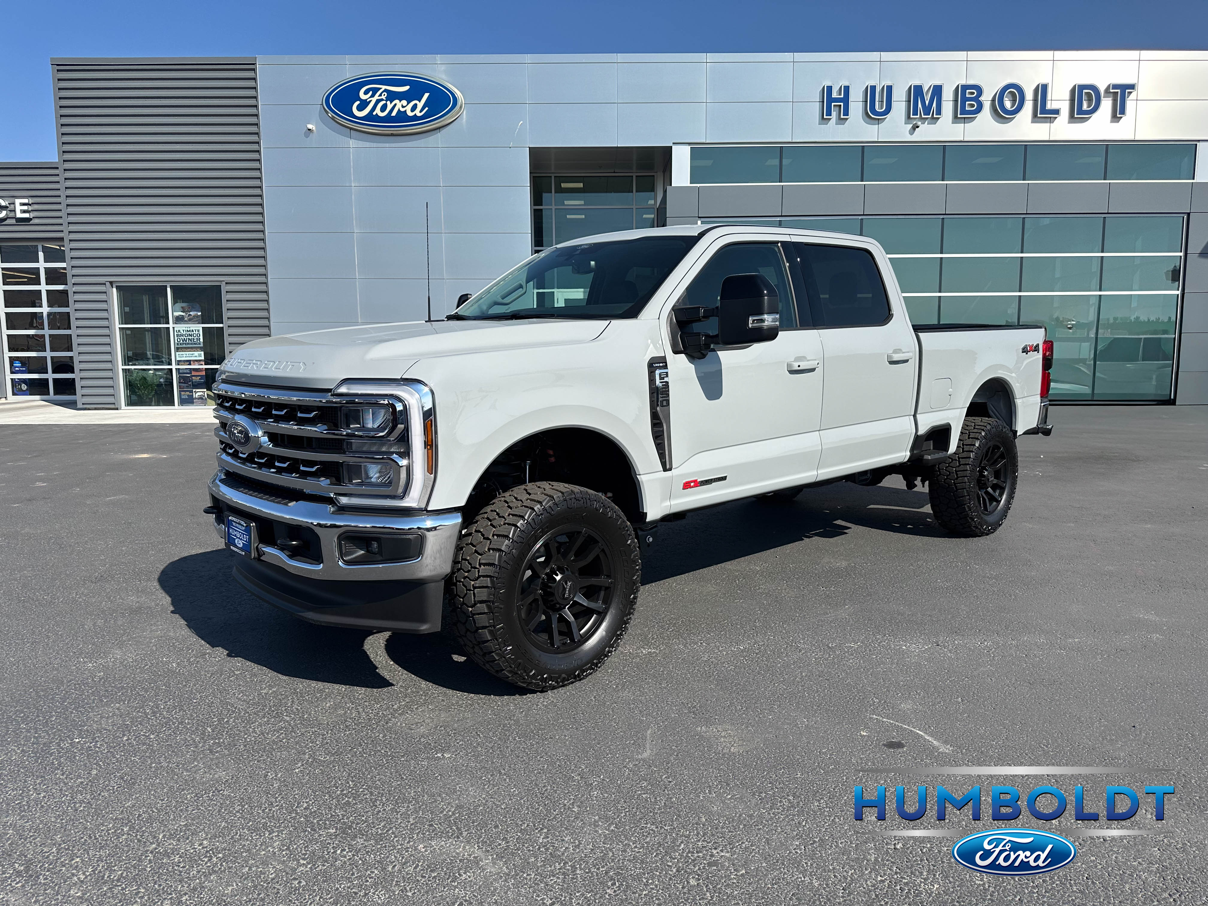 2026 Ford Super Duty F-350&reg; Lariat&reg; TRUCK