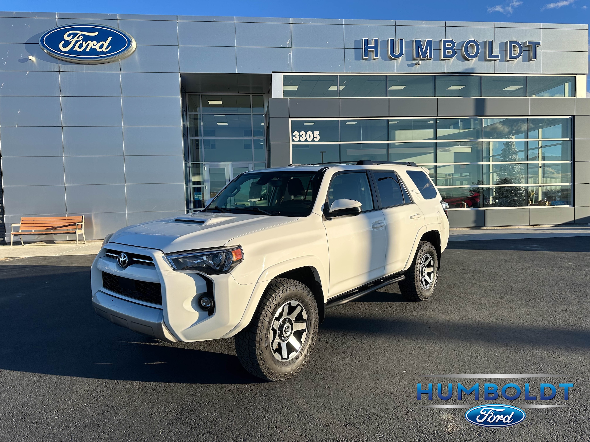 2021 Toyota 4Runner Off-Road's photo
