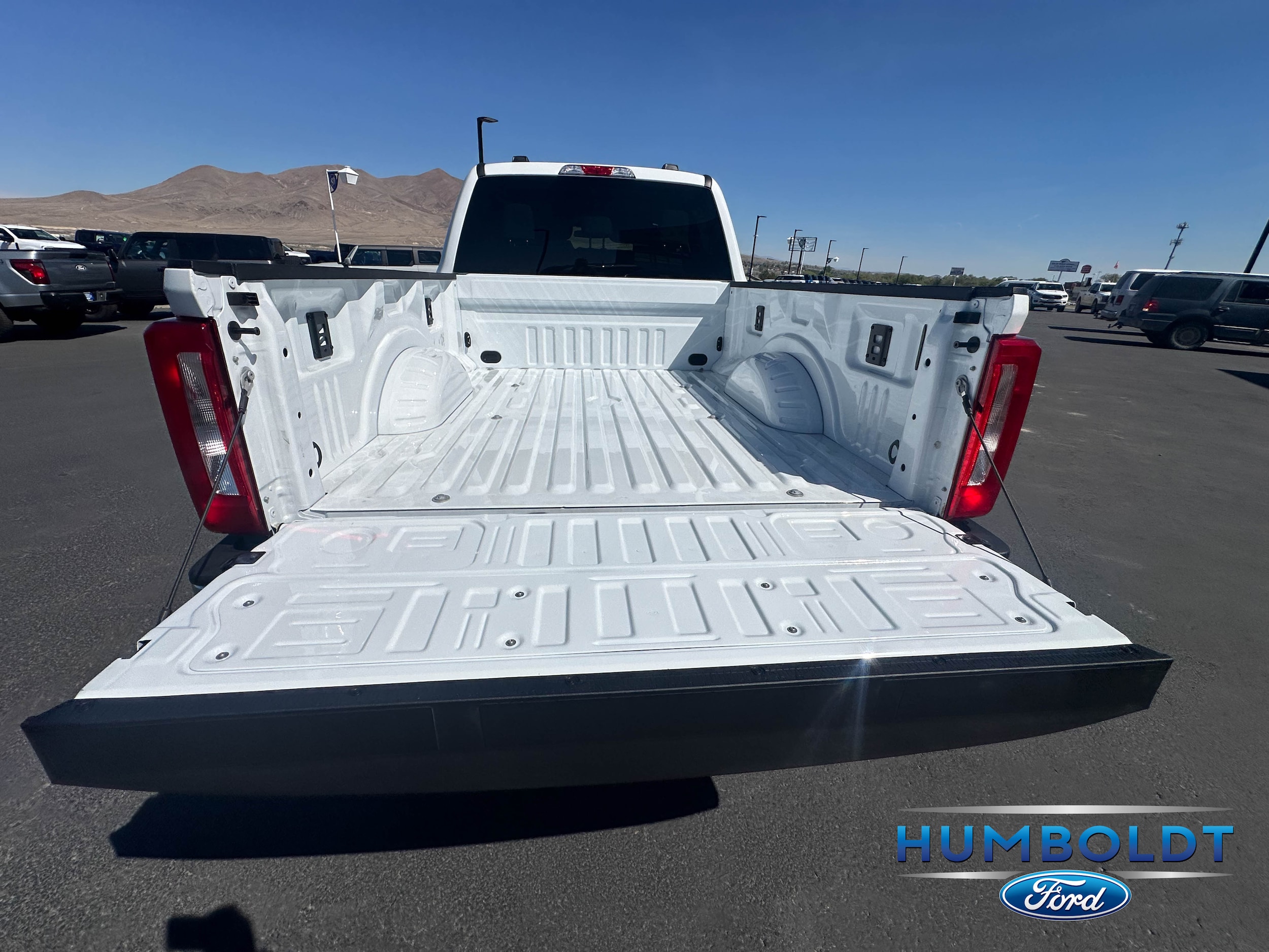2026 Ford F-250 Super Duty XLT - Photo 40