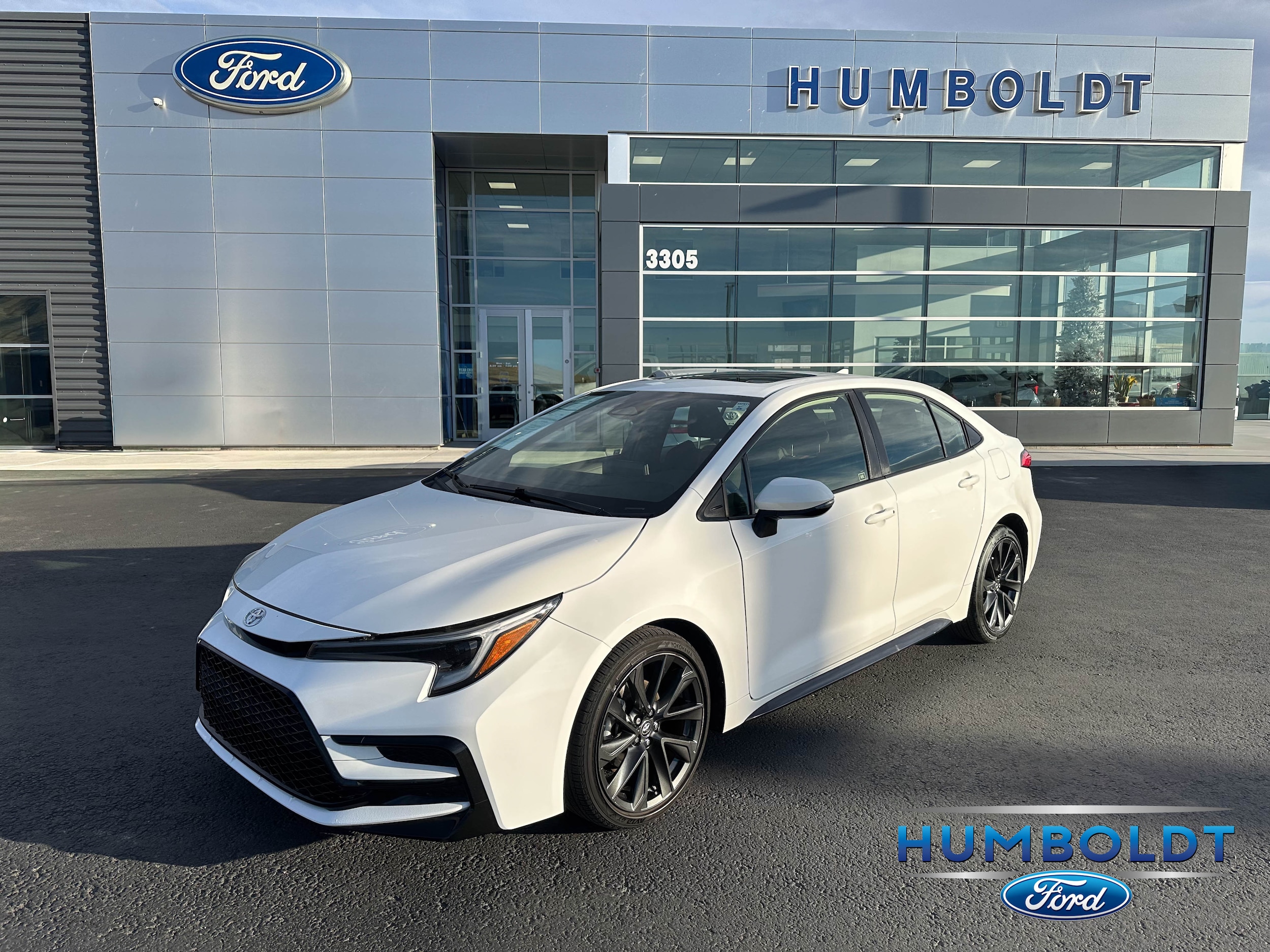 2024 Toyota Corolla SE's photo