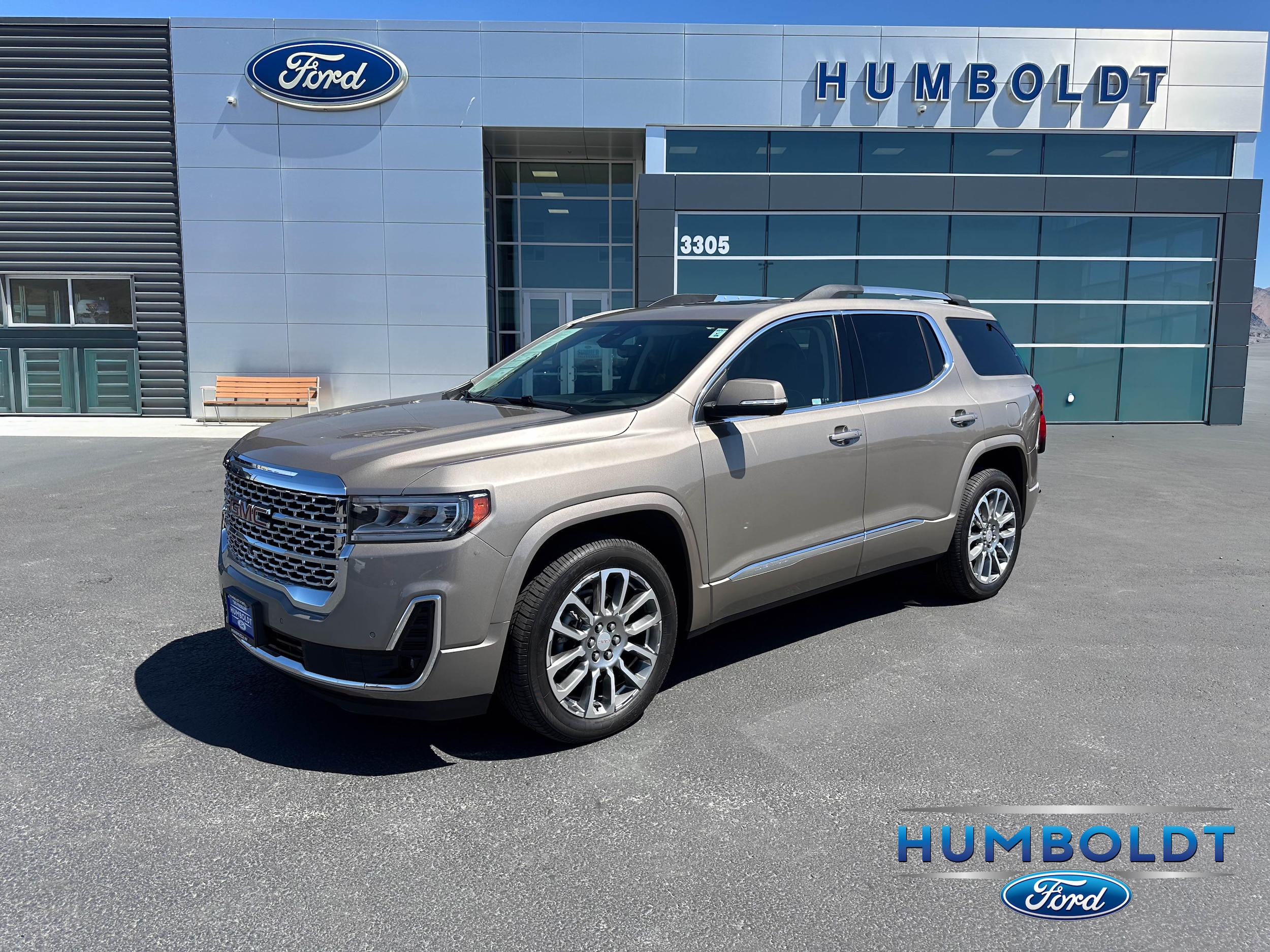 2023 GMC Acadia Denali