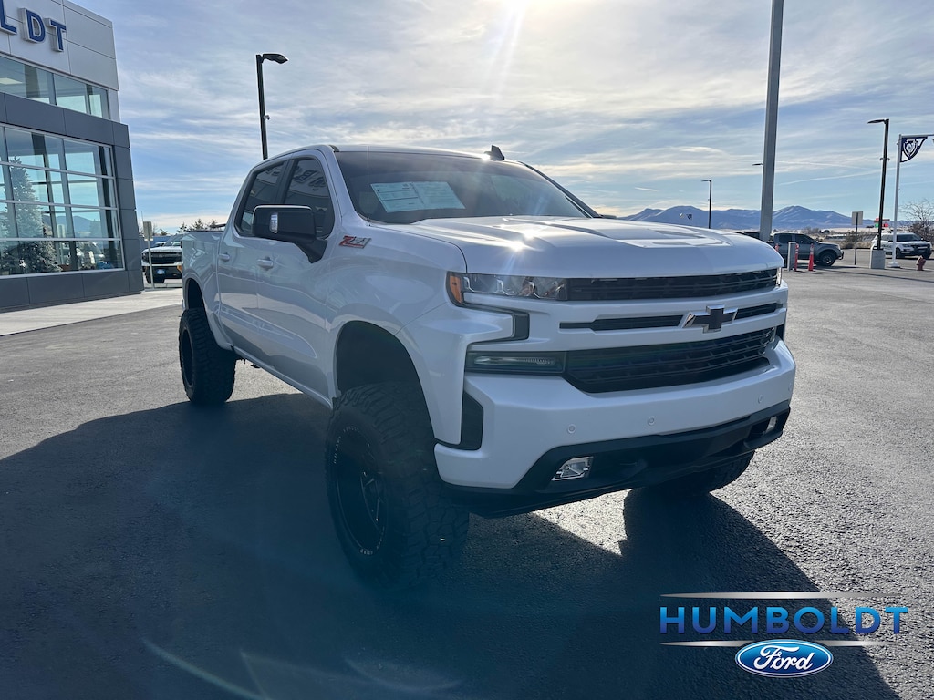 Certified 2019 Chevrolet Silverado RST CREW CAB TRUCK