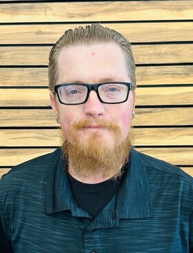 Staff member Dan Dummar from ID_5a864eb38a3c