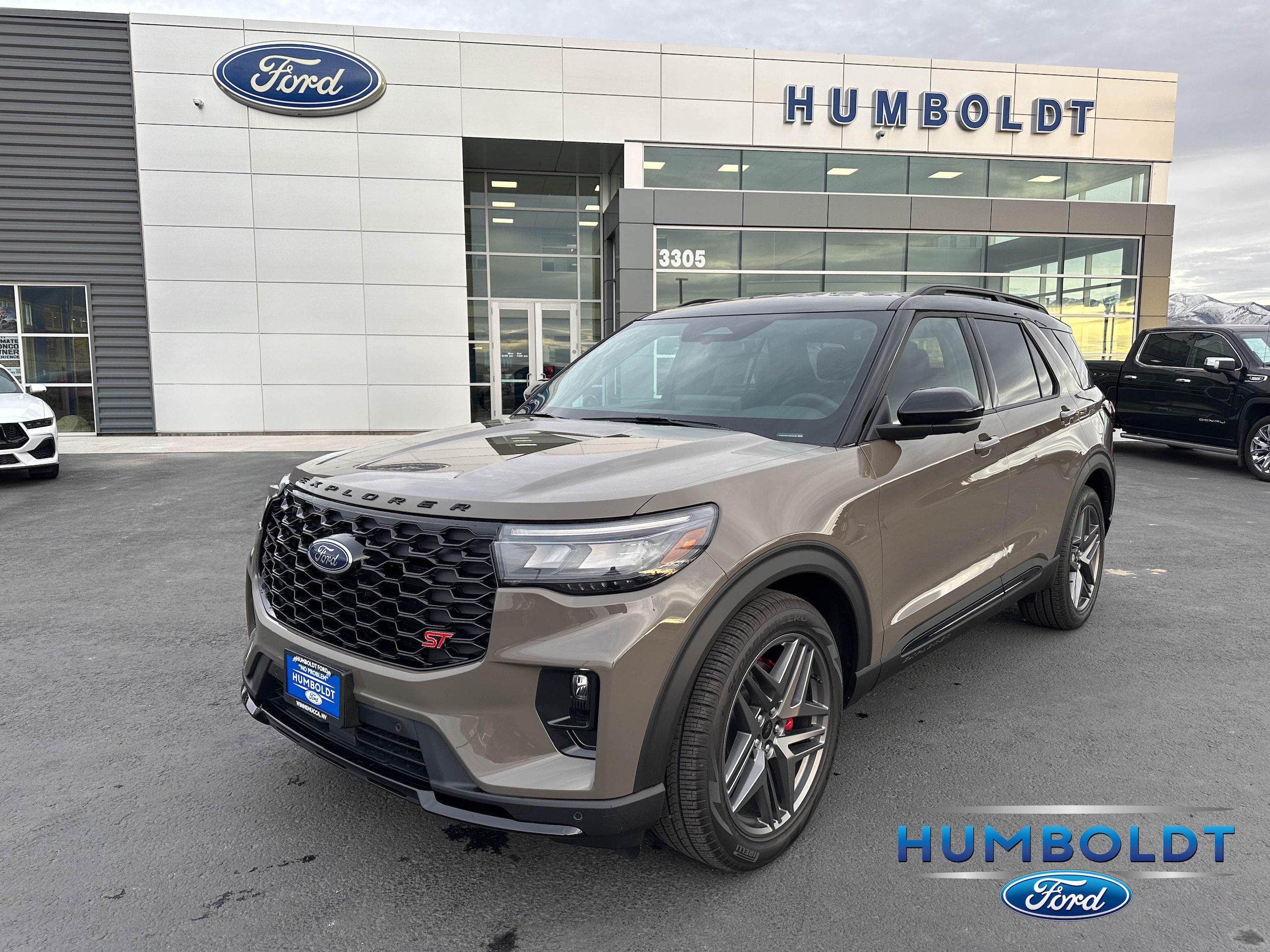 2026 Ford Explorer ST 4WD's photo