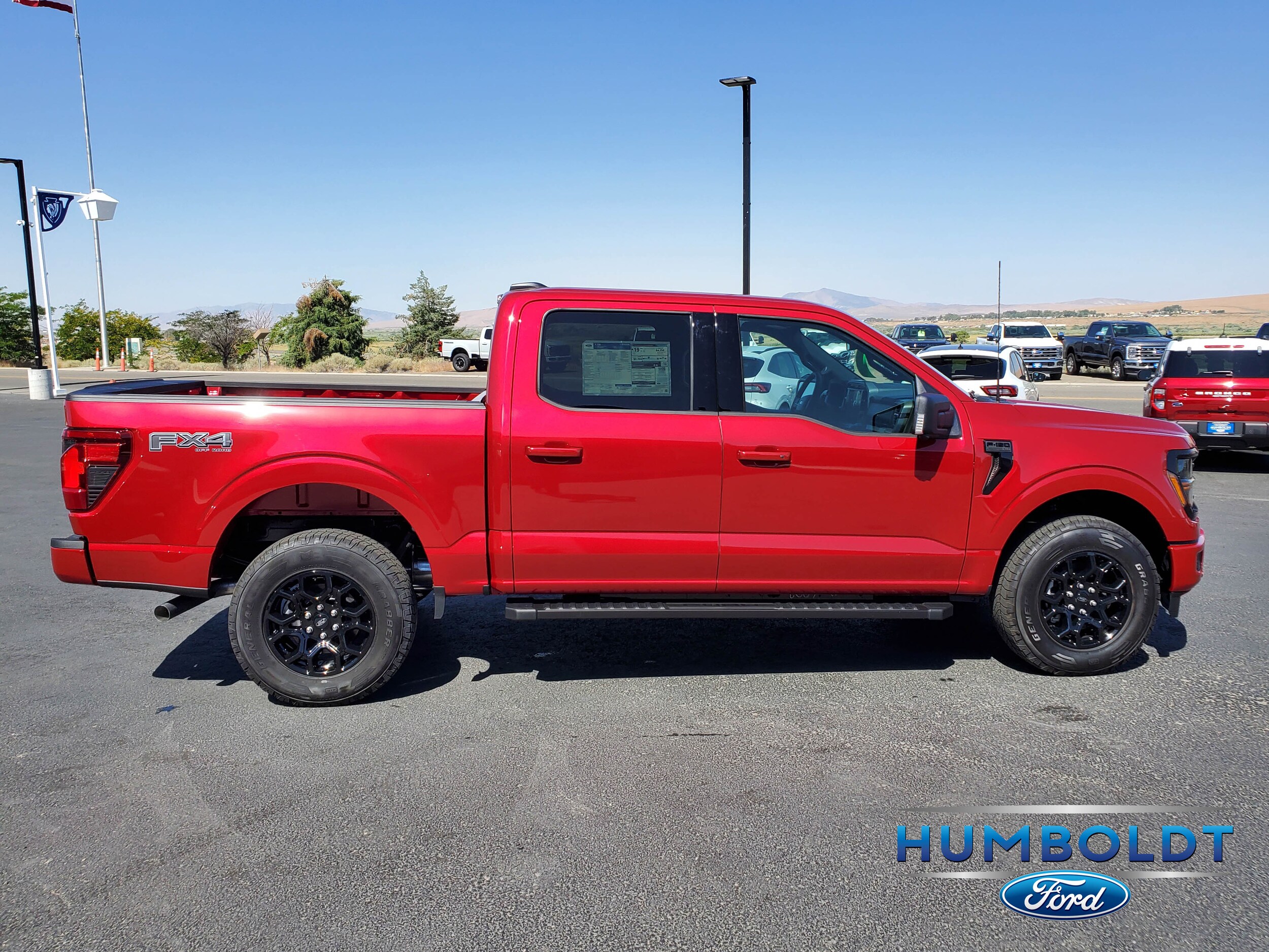 2025 Ford F-150 XLT photo 2