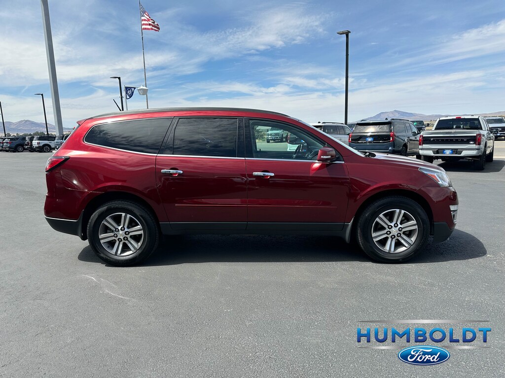 Used 2017 Chevrolet Traverse LT w/1LT SUV
