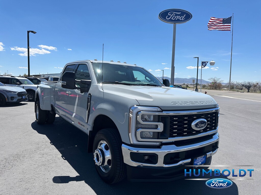 New 2026 Ford Super Duty F-350® Lariat® TRUCK