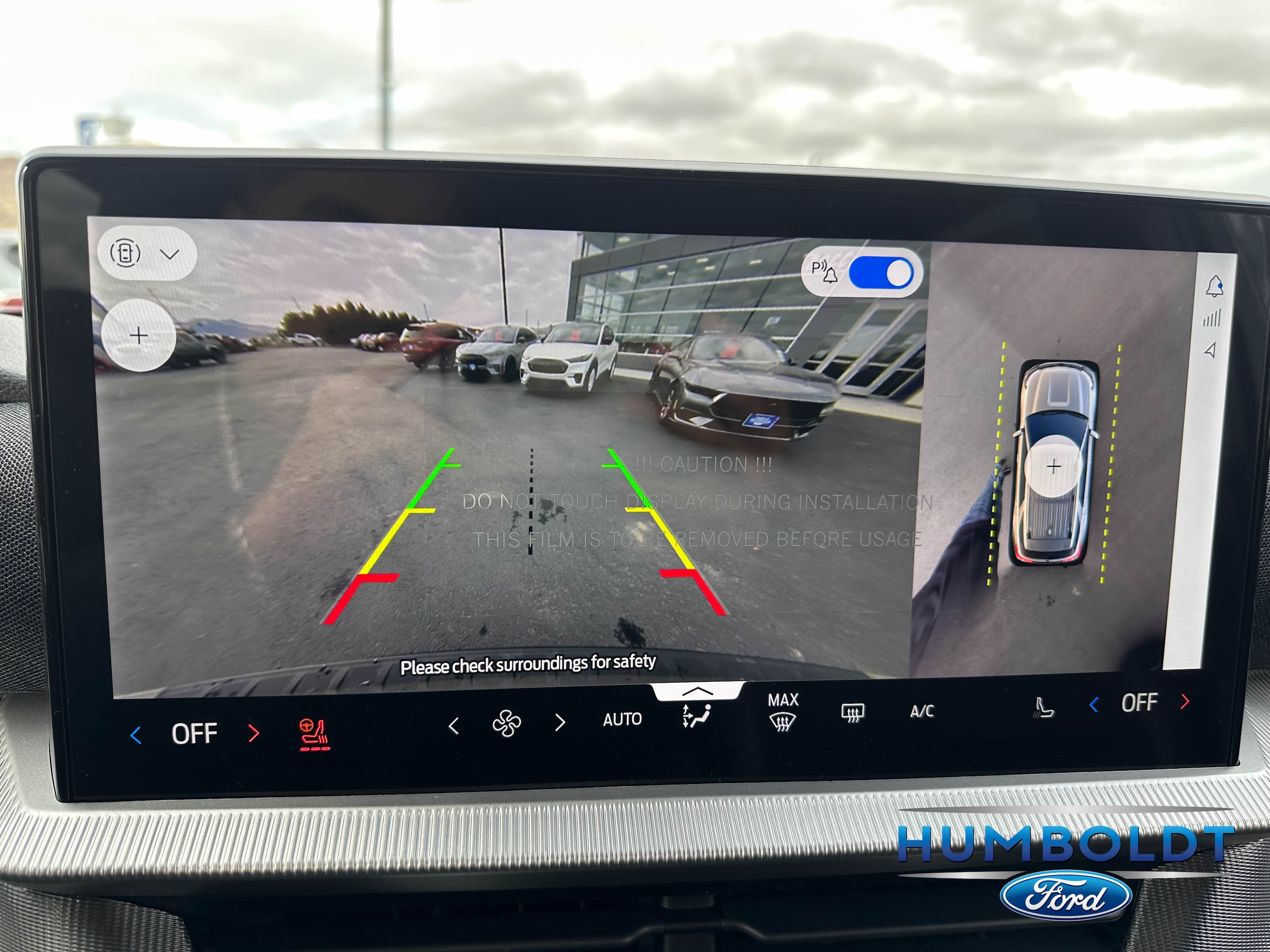 2026 Ford Explorer ST - Photo 19