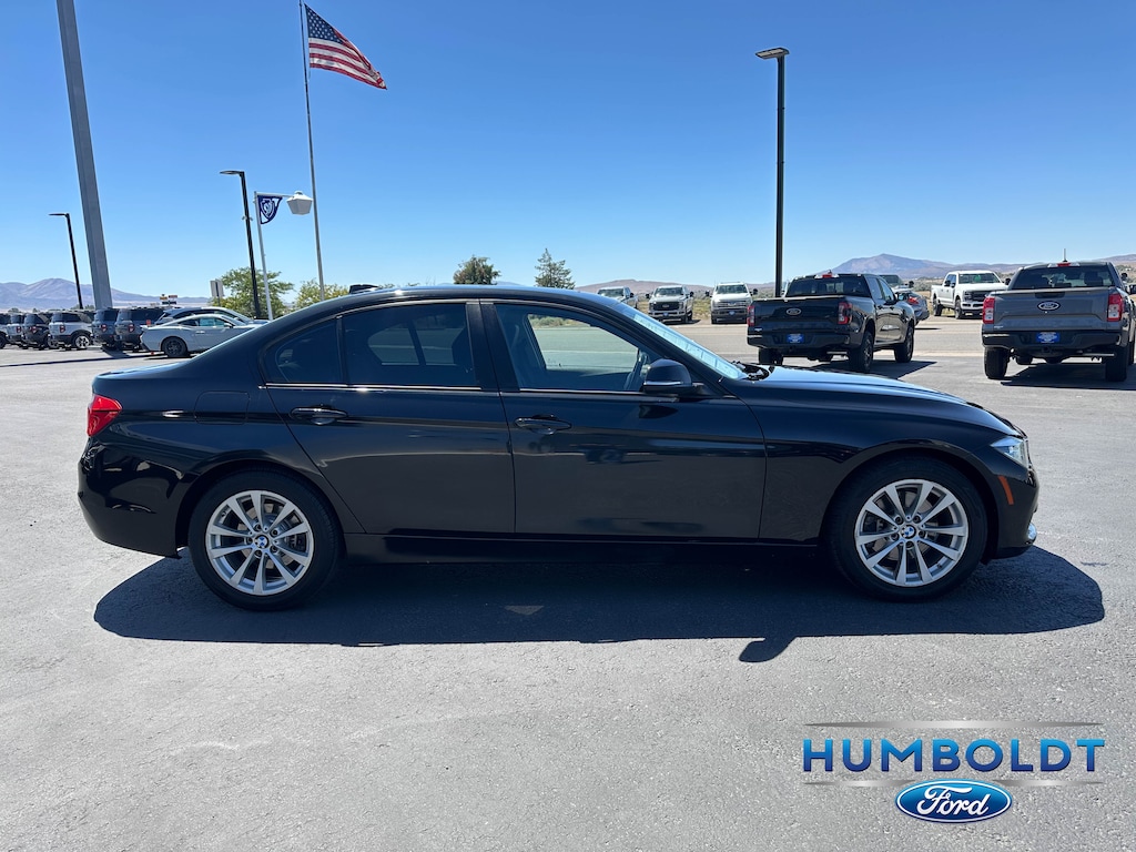 Used 2018 BMW 3 Series 320i xDrive Sedan