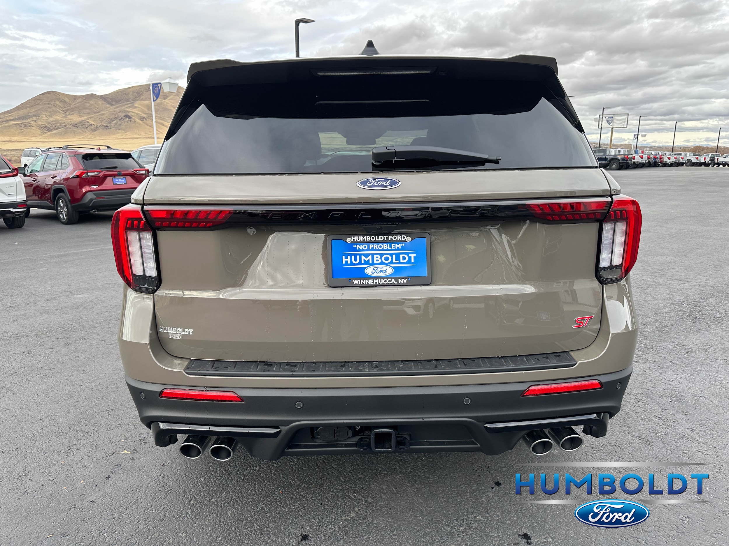 2026 Ford Explorer ST - Photo 6