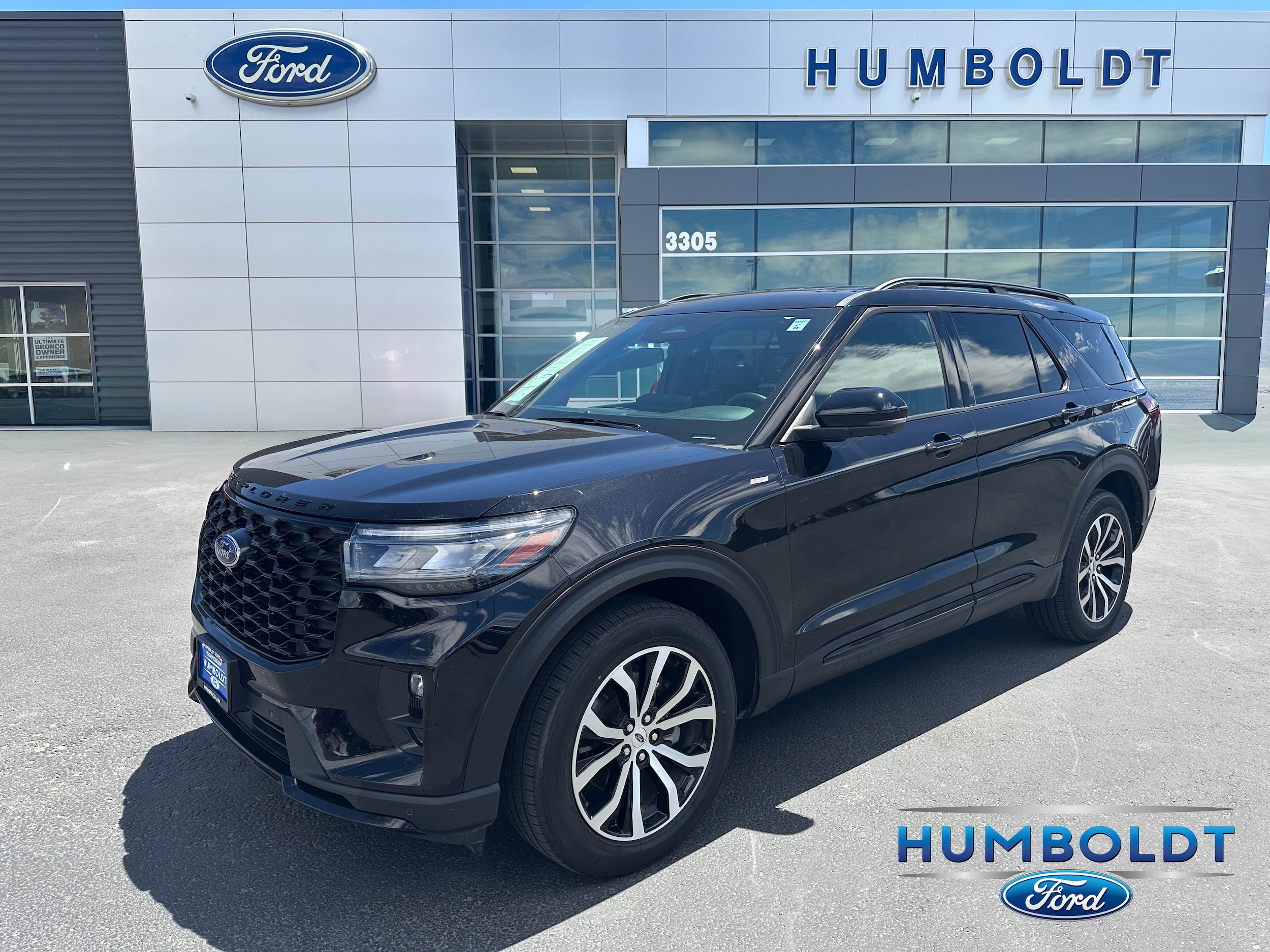 2025 Ford Explorer ST-LINE 4WD (PL535)'s photo