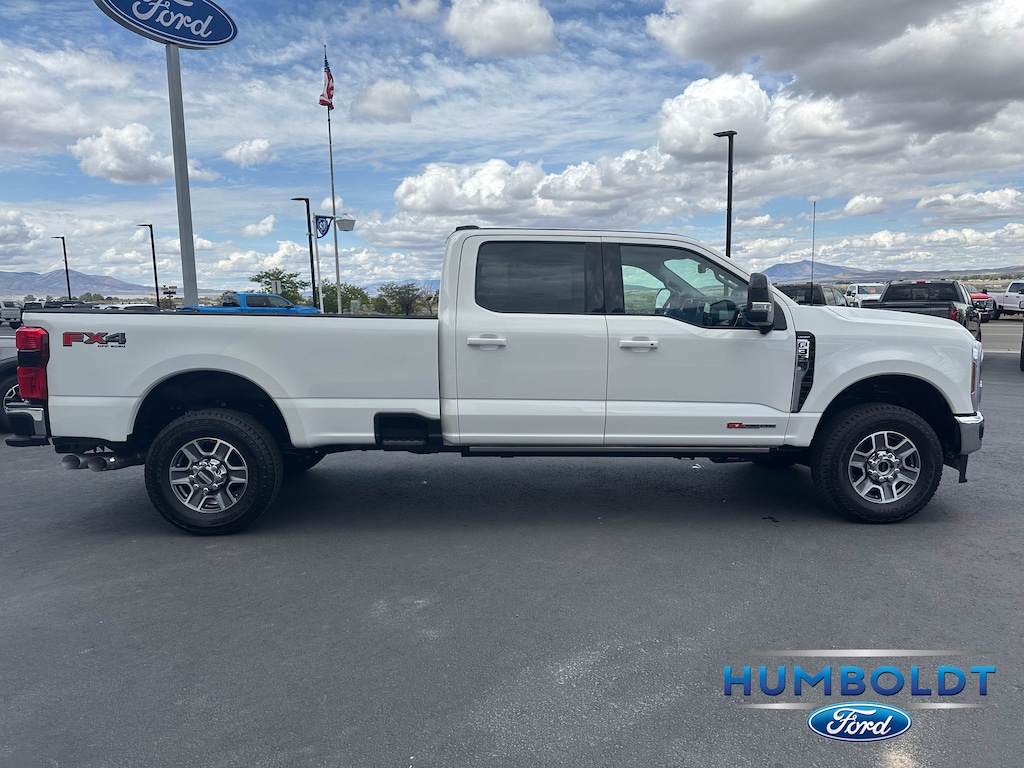 New 2026 Ford Super Duty F-350® Lariat® TRUCK