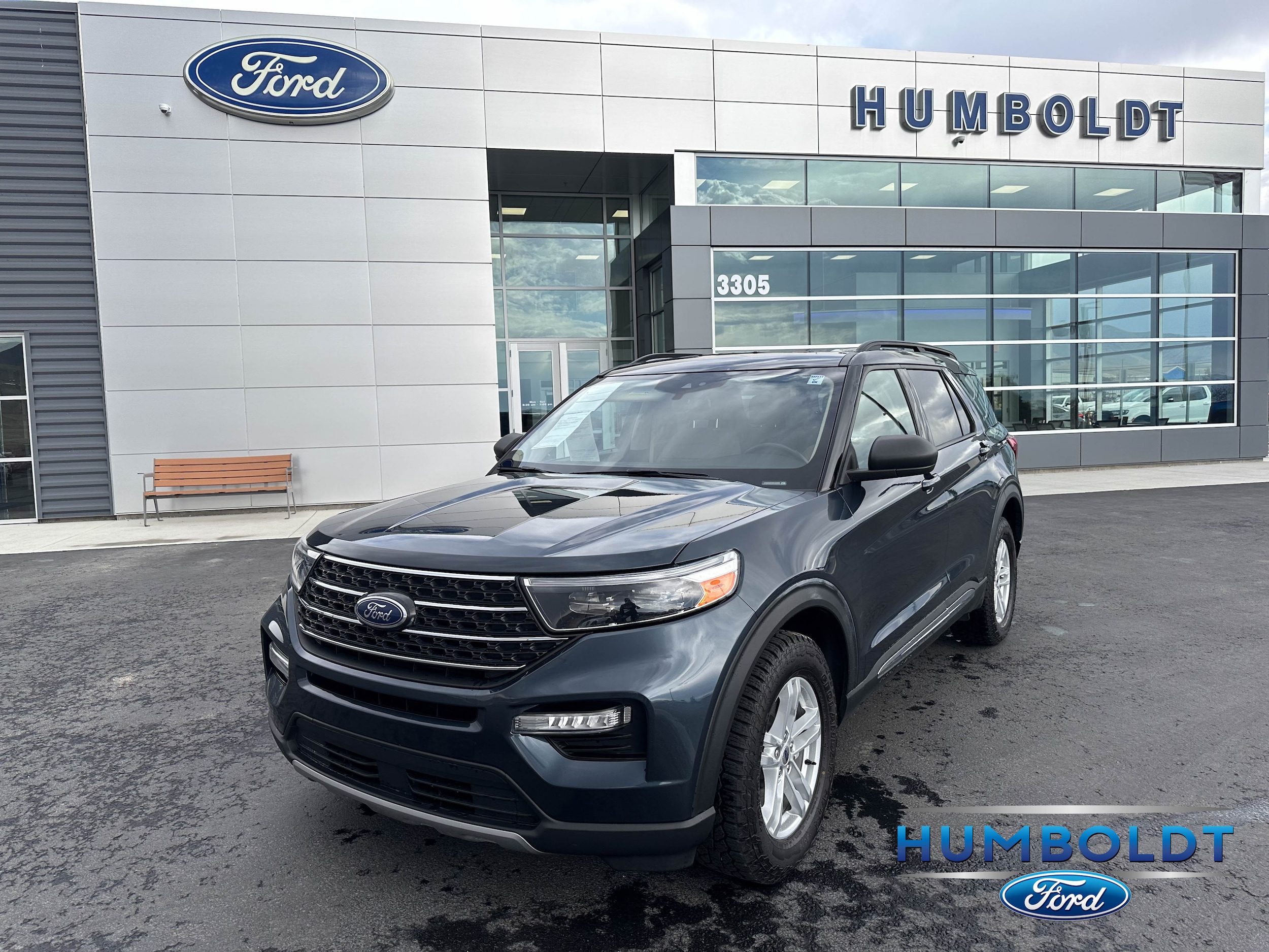 2022 Ford Explorer XLT 4WD's photo