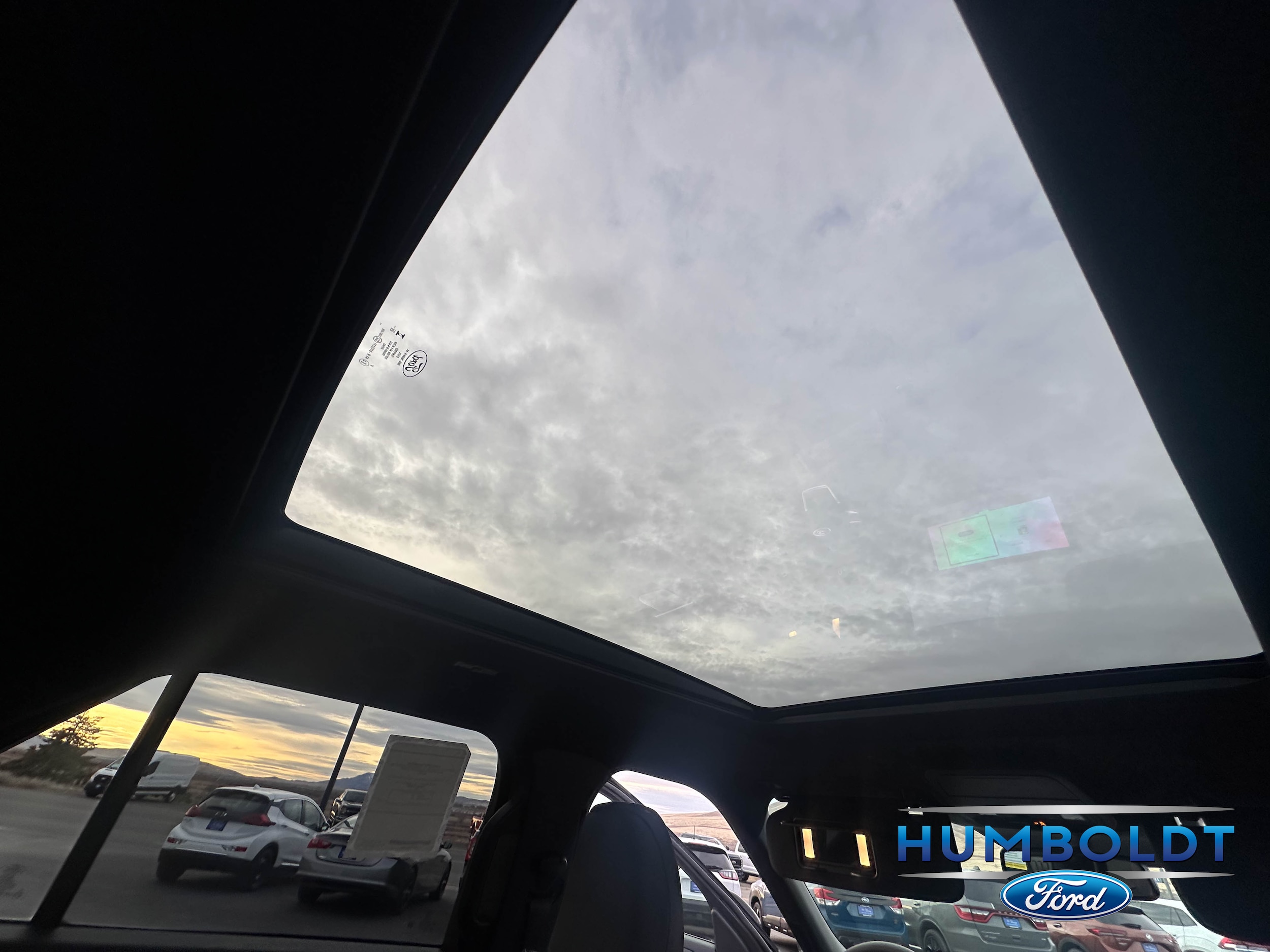 2026 Ford Explorer ST - Photo 32