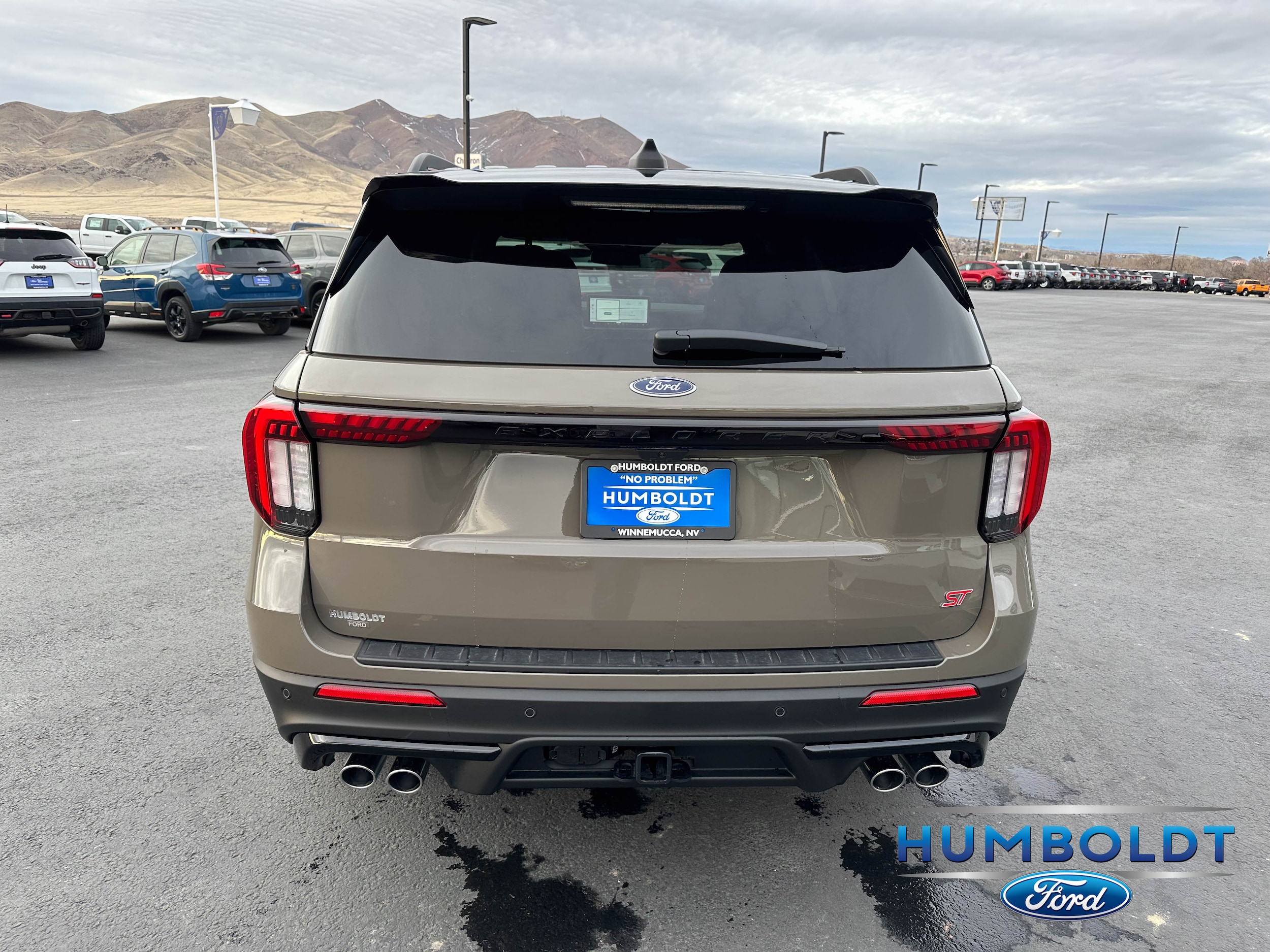 2026 Ford Explorer ST - Photo 6