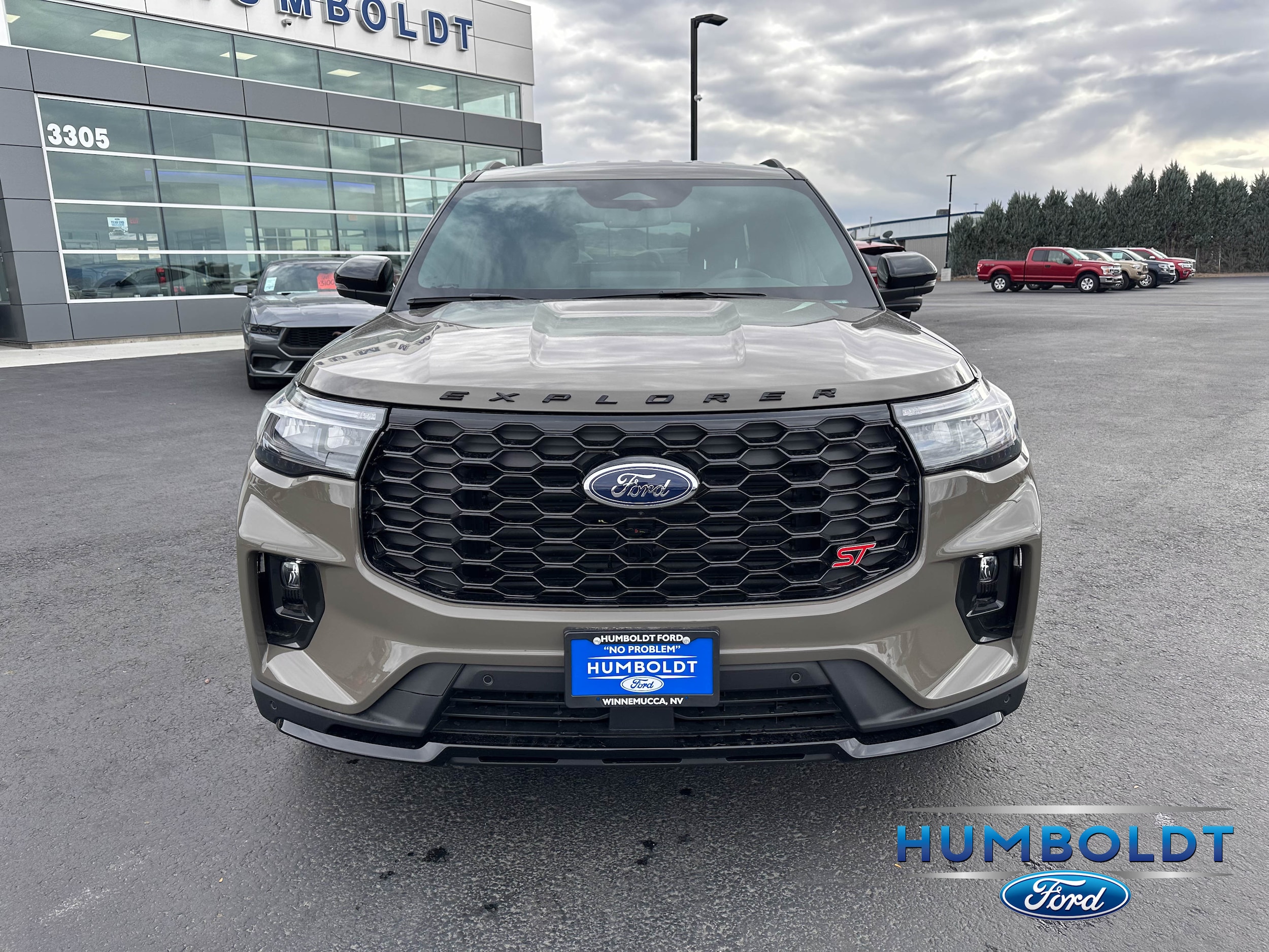 2026 Ford Explorer ST - Photo 2