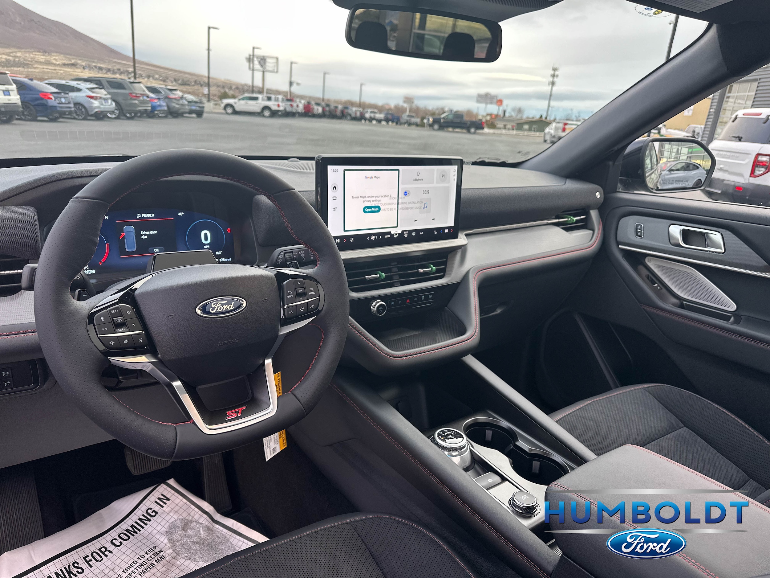 2026 Ford Explorer ST - Photo 17