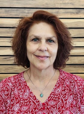 Staff member Tammy Smith from ID_5a864eb38a3c
