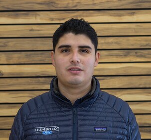 Staff member Jorge Juarez from ID_d59e7dcbb438