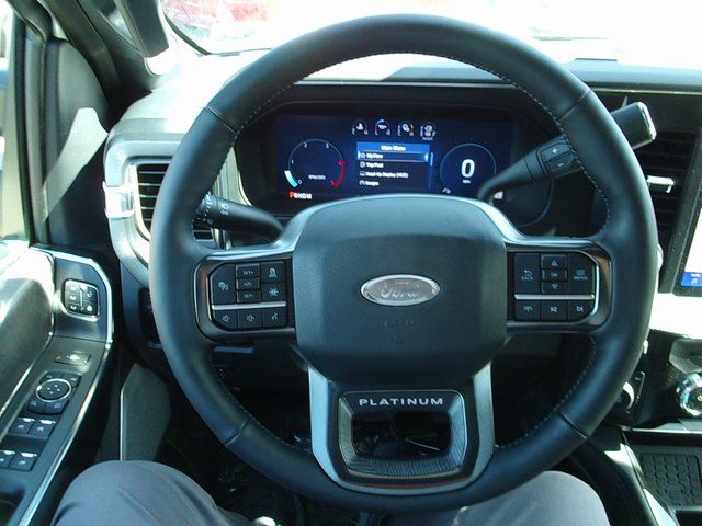 2025 Ford F-350 Super Duty Platinum - Photo 24