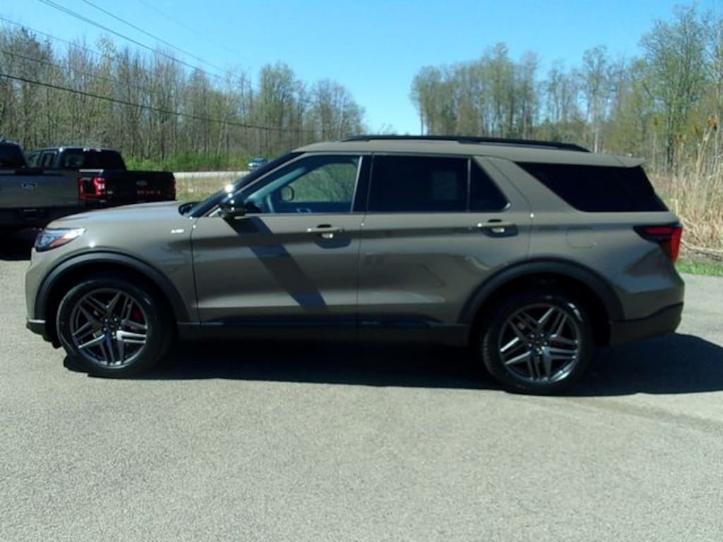 New 2026 Ford Explorer ST-Line SUV