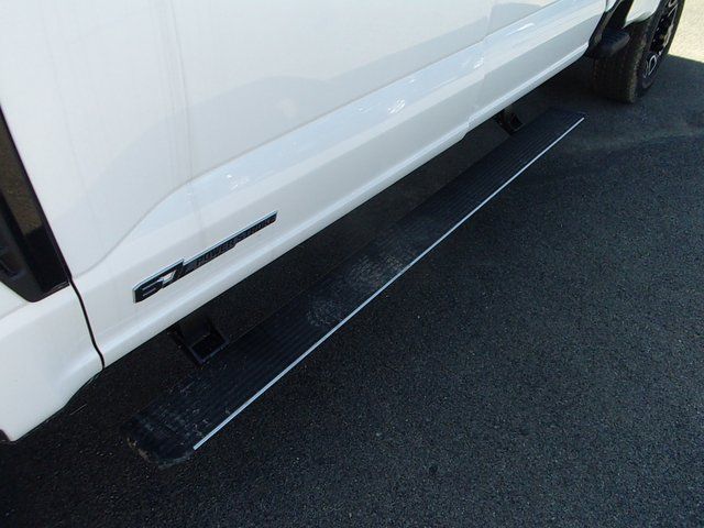 2025 Ford F-350 Super Duty Platinum - Photo 13