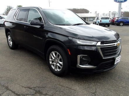 2023 Chevrolet Traverse LS SUV