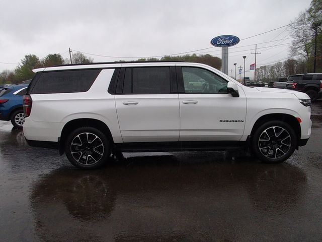 2022 Chevrolet Suburban RST - Photo 8