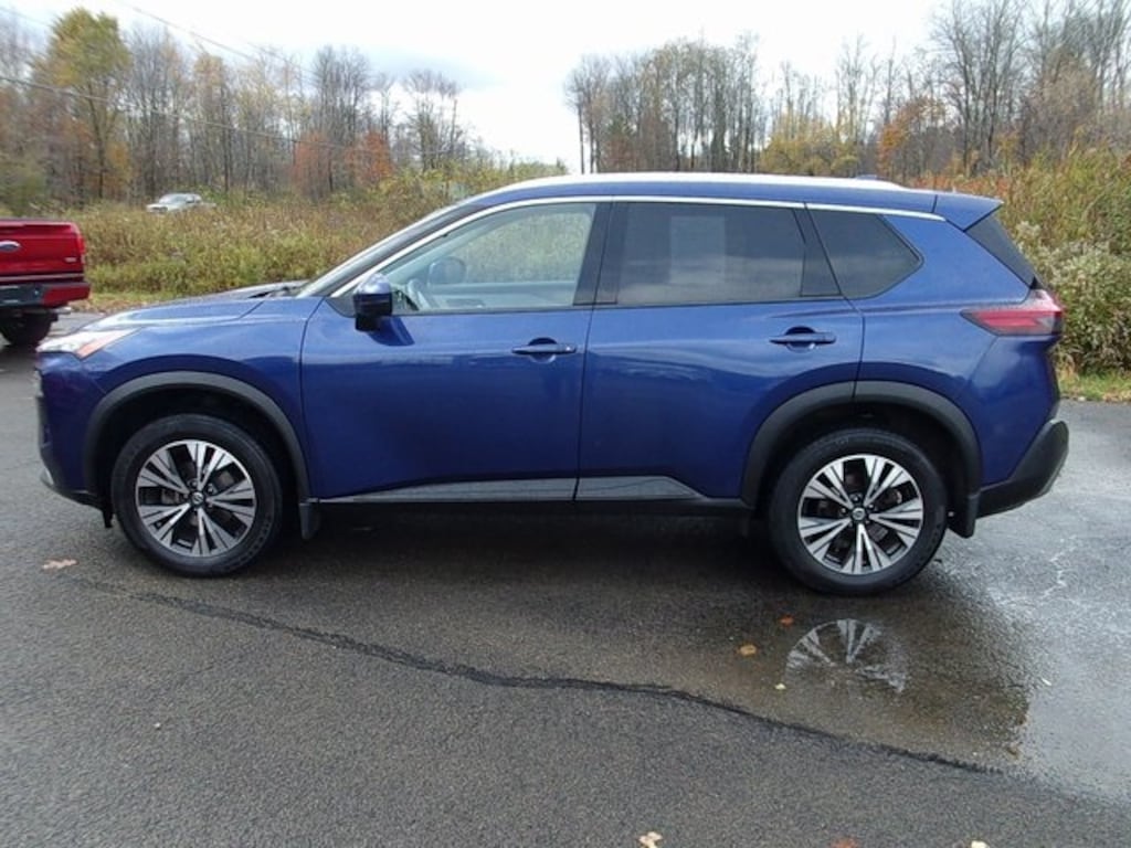 Used 2021 Nissan Rogue SV SUV